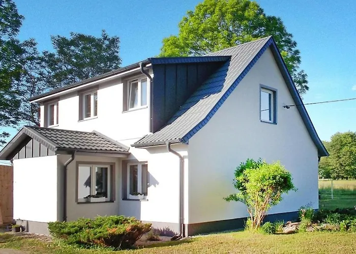 In Near Amber Baltic Golf